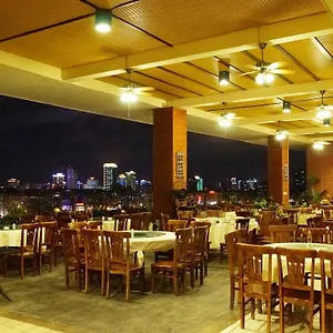 三亚世纪山水酒店 酒店