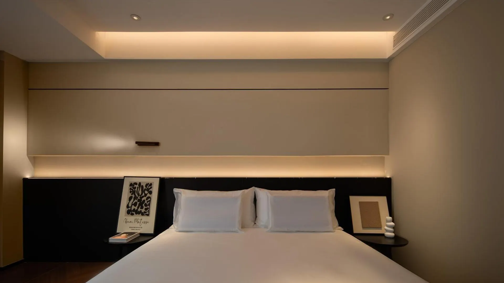 See You Soon At The Ritz Rose Summer Hotel Sanya 3*,